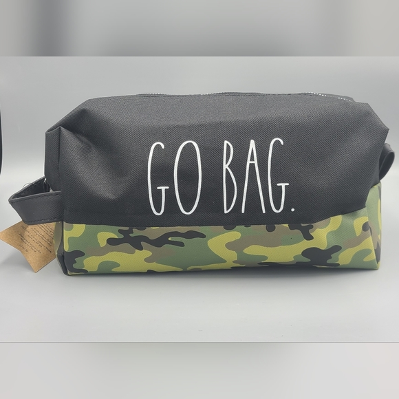 🪖 Rae Dunn Camo GO BAG Toiletry Bag Brand New ✅️ - Picture 1 of 11
